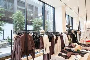 Alo Yoga 알로 요가